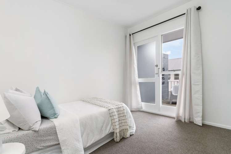 1/53 Brockworth Place Riccarton_11