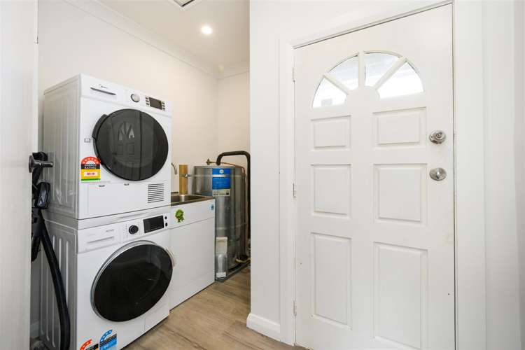 34 Gordon Crescent Marton_12