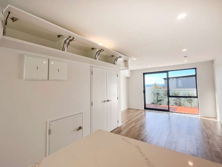 5/737 East Coast Road Browns Bay_5