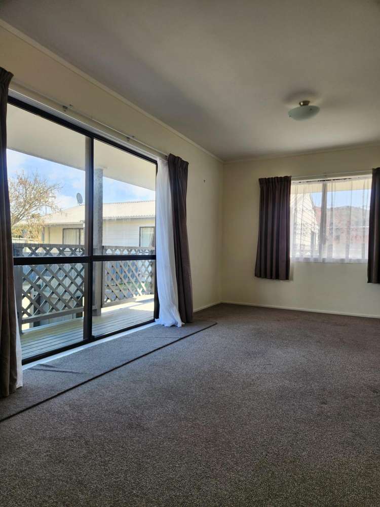  1/264 Fergusson Drive Heretaunga_8