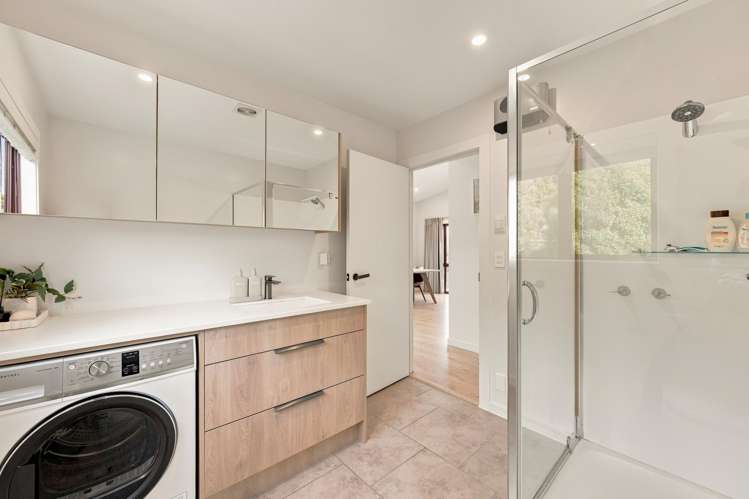 94 Hillview Road Alexandra_13