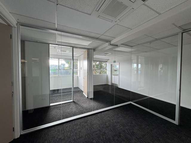 Level 2/507 Lake Road Takapuna_2