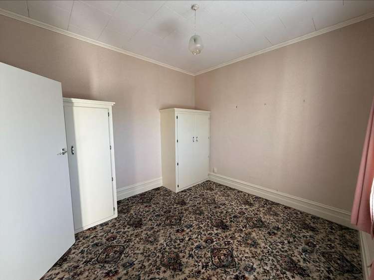 33 Leonard Street 11372_4