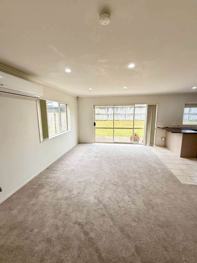 8 Baltersan Drive Flat Bush_2