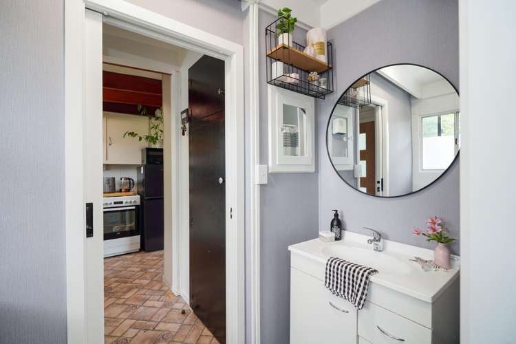 2/50 Fulton Street Gladstone_6