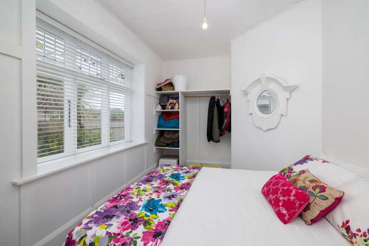 8 Effingham Street North New Brighton_11