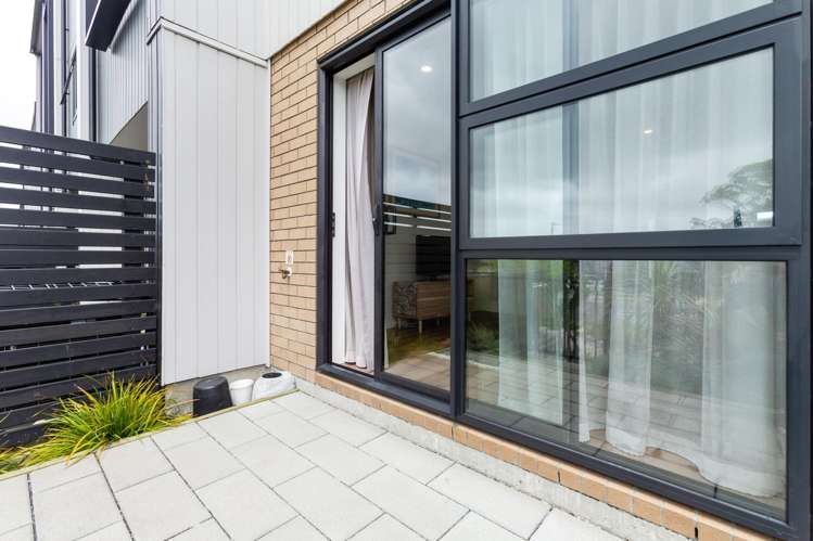 84 Selo Street Glen Eden_14