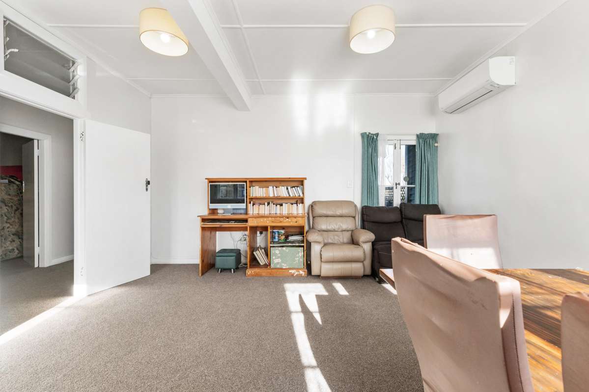 1/13 Russell Road_2