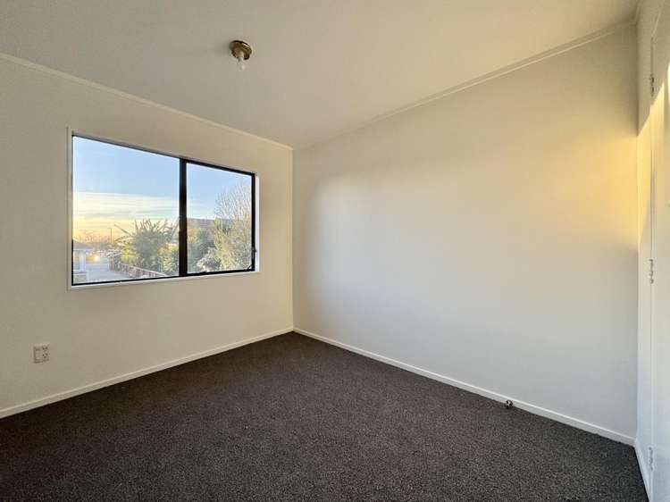 74B May Road Mount Roskill_15