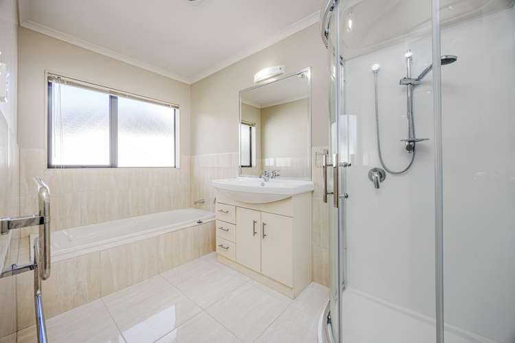 7 Mazuran Place Flat Bush_15