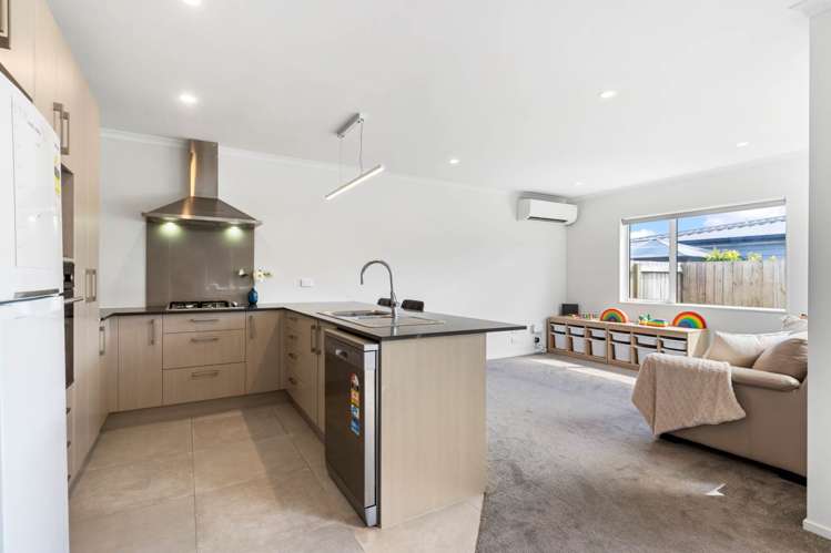 42 Whareatua Avenue Takanini_9