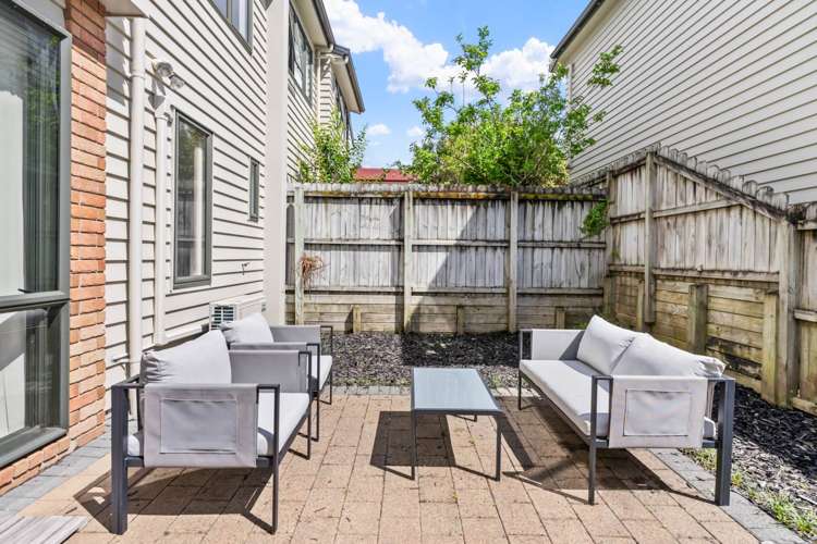 48/22 Northcross drive Oteha_18