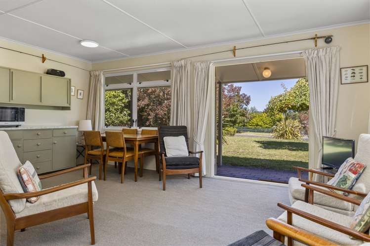 1 and 2/12 Kereru Street Two Mile Bay_1