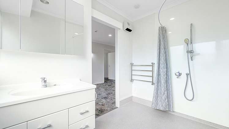 4-353 Tairua Road Whangamatā_8