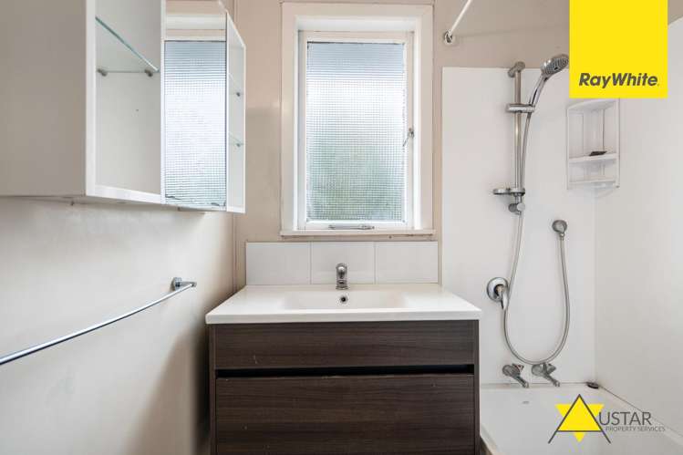 11 Graham Avenue Te Atatu Peninsula_10