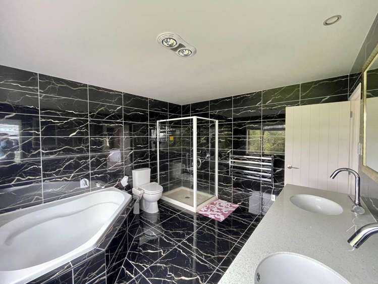 53 Sovereign Street Flat Bush_19