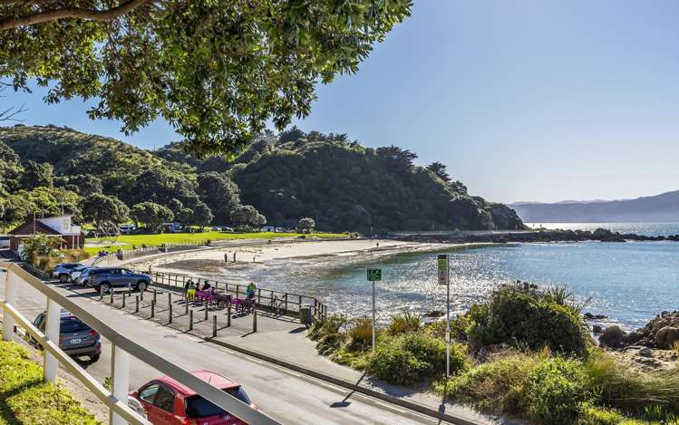 493 Karaka Bay Road Karaka Bays_16