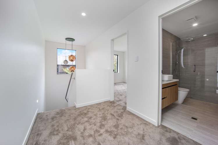 3B Range View Road Mount Albert_12