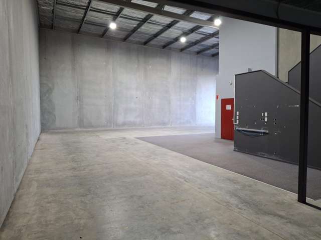 2/11 Paul Matthews Road Rosedale_4