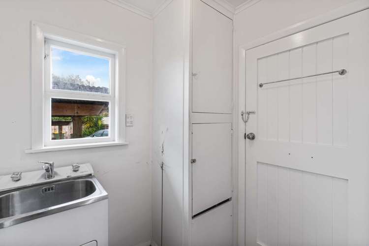 8 Rollerson Street Papakura_8