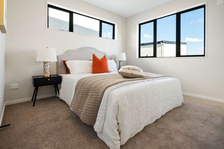 6 Greenbrier Street Westgate_15