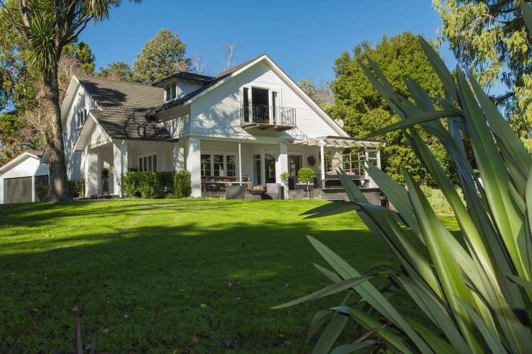 1 Riverside Road Whataupoko_18