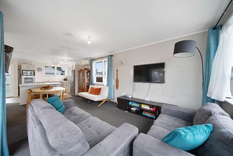 1/23 Cargill Street Papakura_6