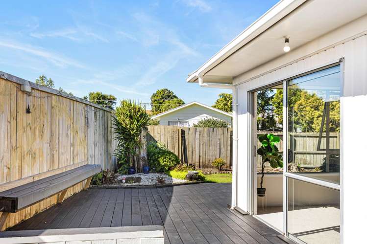 2/53 Tabitha Crescent Henderson_17