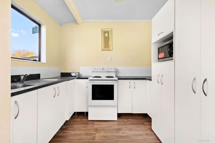 55 Park Lane Runciman_7