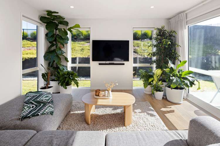 13 Temepara Drive Temple View_5