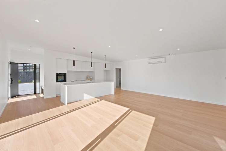 13B Cunningham Lane Oakura_3