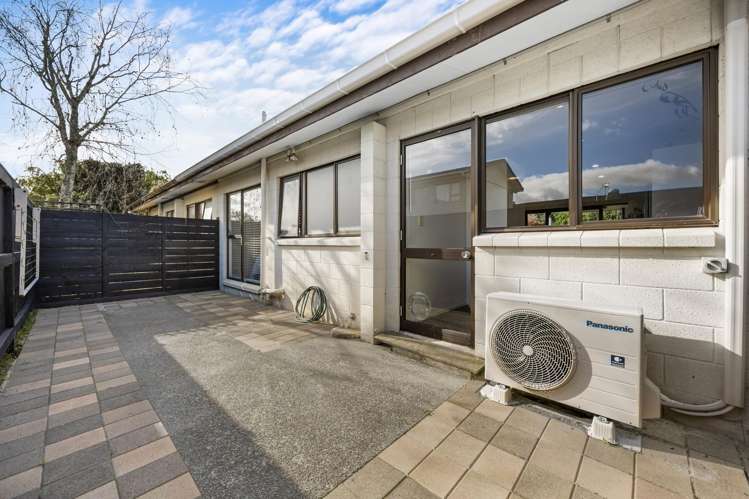 2/14 Longford Street Mount Wellington_9