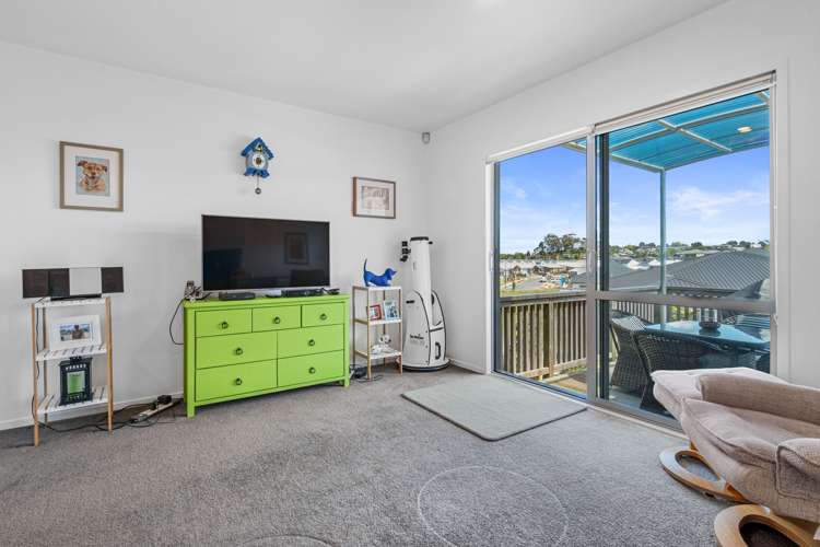 11 Tee Point Red Beach_7