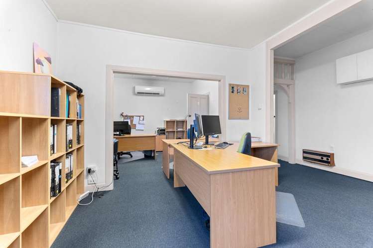 139 Powderham Street New Plymouth Central_19