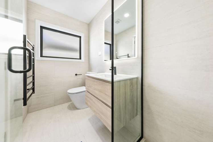 7c Indus Place Half Moon Bay_18