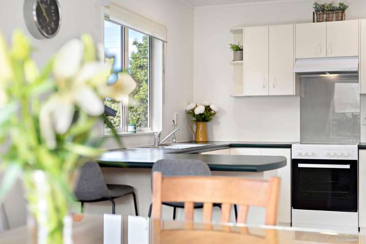 21 Broadfield Street Massey_6