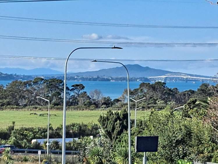 91 Royal View Road Te Atatu South_4