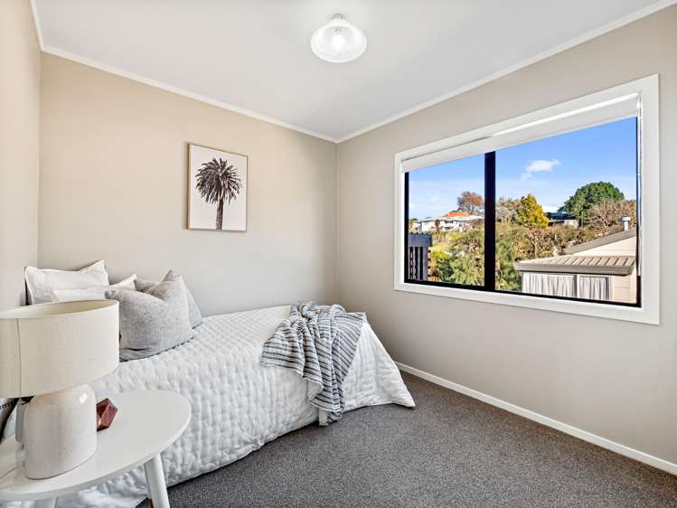 1/12 Ferndown Close Brookfield_11