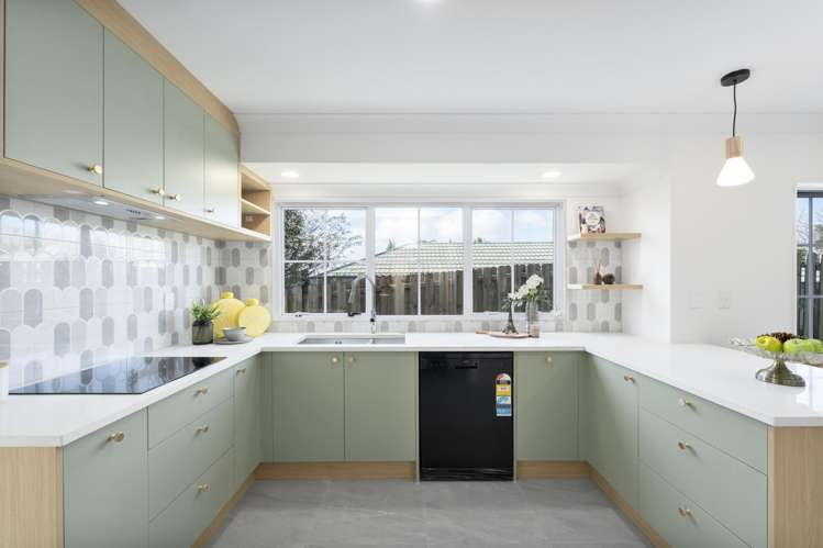 2 Diana Place Ranui_8