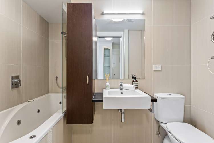 1607/96 Symonds Street Grafton_10