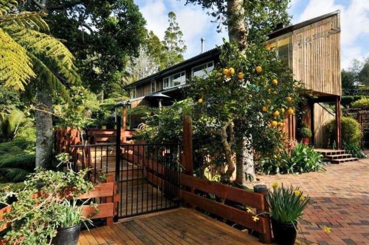 449 Dairy Flat Highway_0