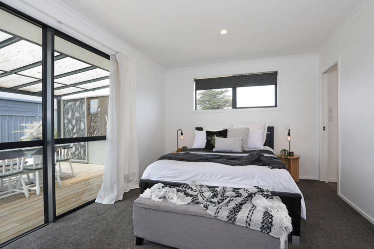 13 George Street Bulls_11