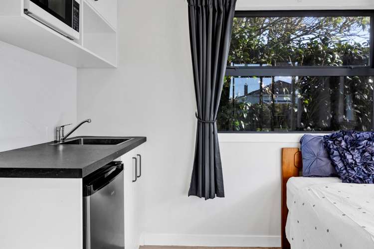 16 Karaka Street Hawera_24