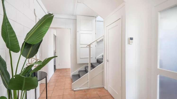 6 Liston Ave 11201_21