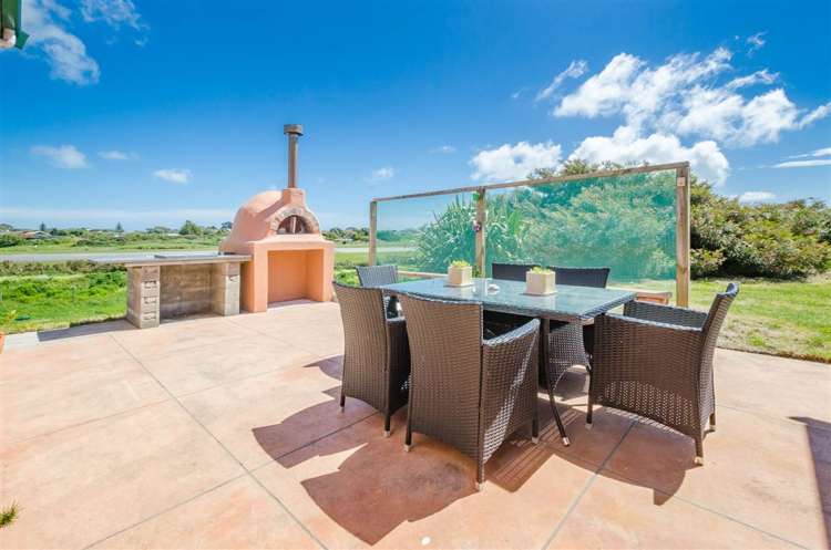 160 Milne Drive Paraparaumu_28