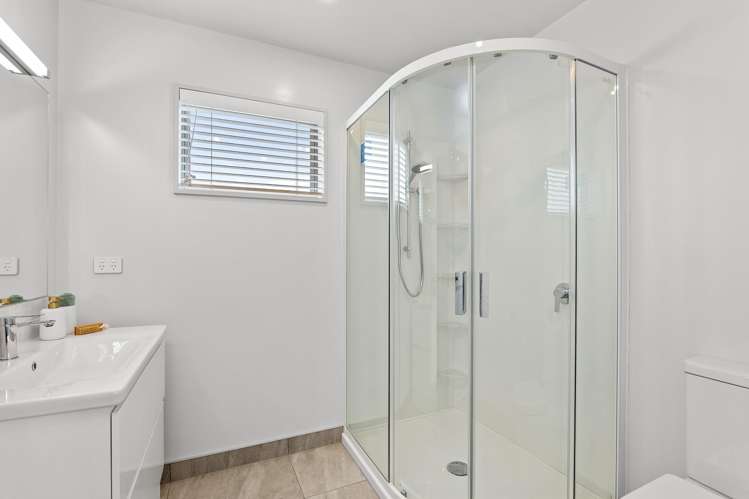 27 Kakapo Lane Redwood_13