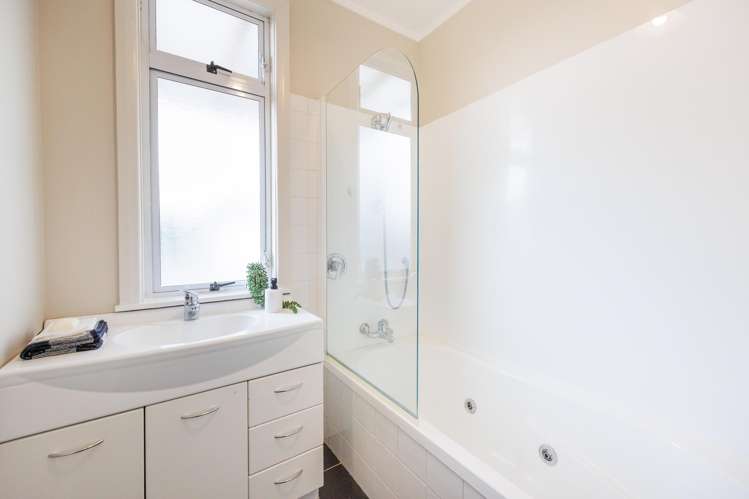 301 Botanical Road West End_21