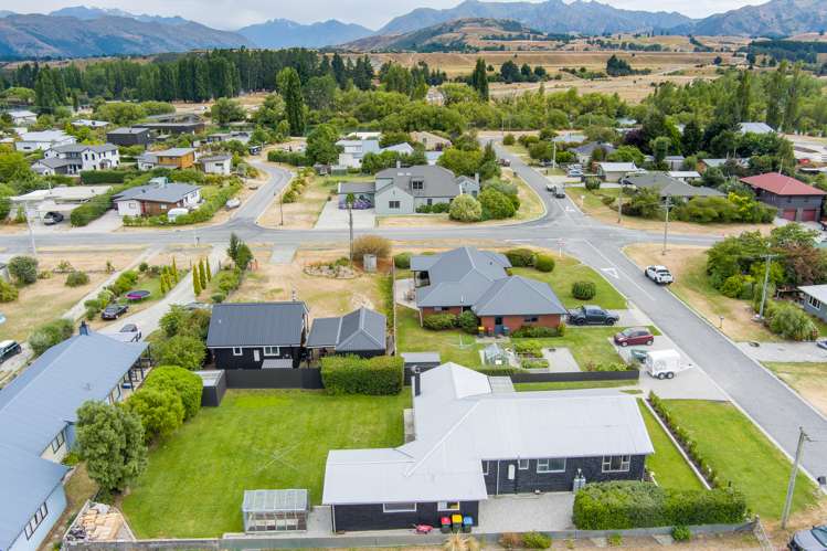 16 Arklow Street Albert Town_21