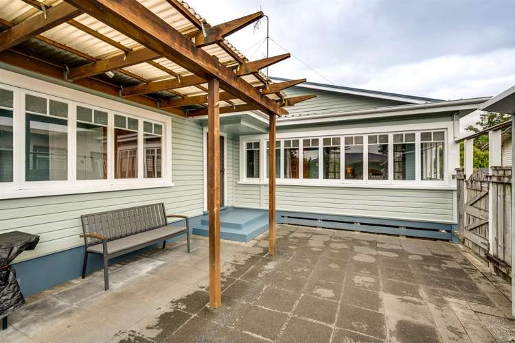 509 Saint Aubyn Street West Hastings_24