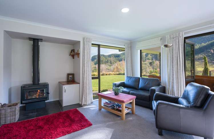 21 Serpentine River Road Aniseed Valley_8